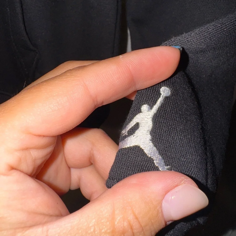 Boys Nike Jordan Hoodie NWT Sz M retail $55